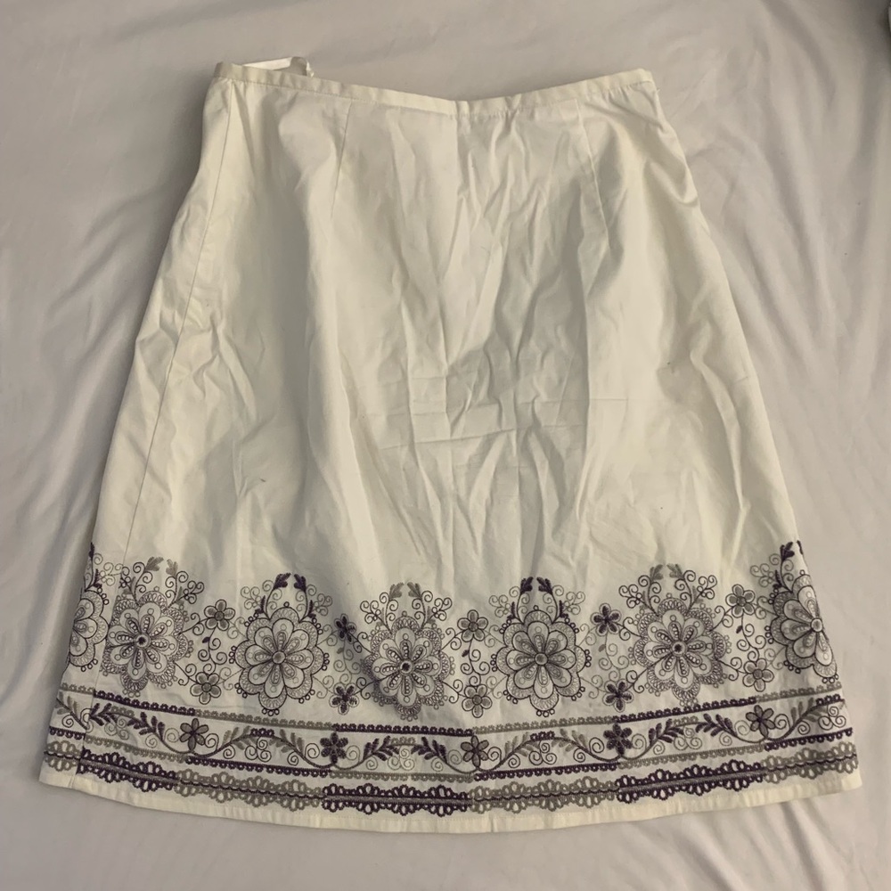 💮 Vintage Y2K Midi Skirt with Floral Details